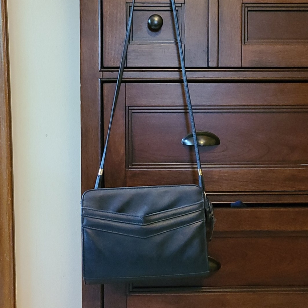 Black crossbody
